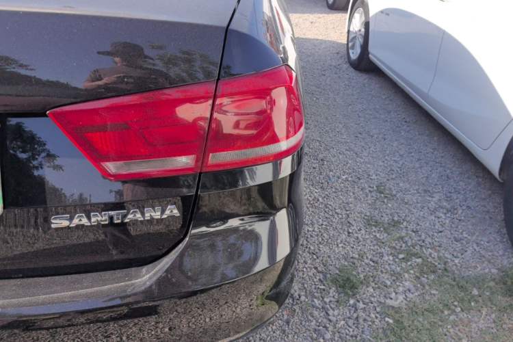 Used Volkswagen Santana 2015 1.4L Manual Fashion Edition Right Rear Taillight
