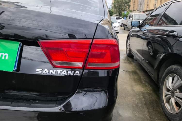 Used Volkswagen Santana 2015 1.6L Automatic Comfort Edition Right Rear Taillight