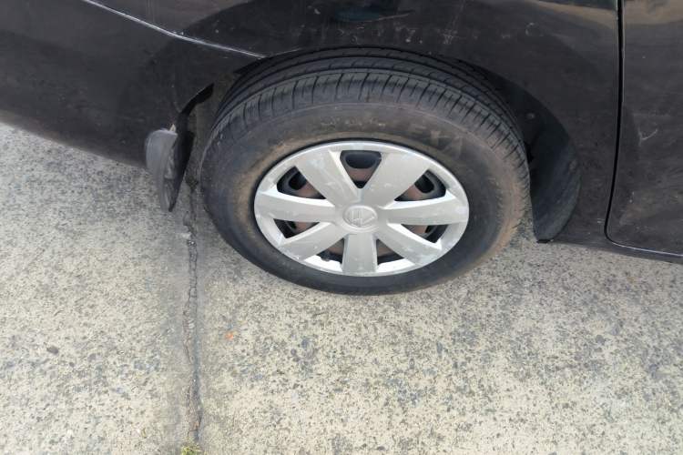 Used Volkswagen Santana 2015 1.4L Manual Fashion Edition Right Rear Wheel Hub