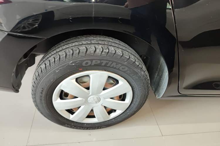 Used Volkswagen Santana 2015 1.4L Manual Fashion Edition Right Rear Wheel Hub