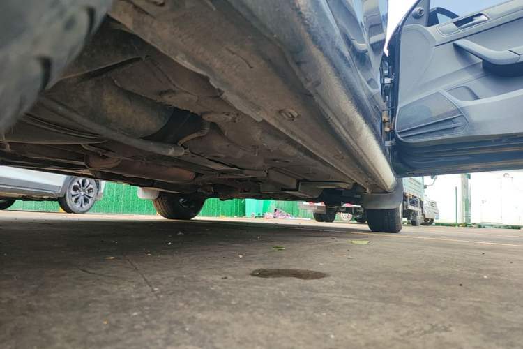 Used Volkswagen Santana 2015 1.6L Manual Fashion Edition Right Side Sill