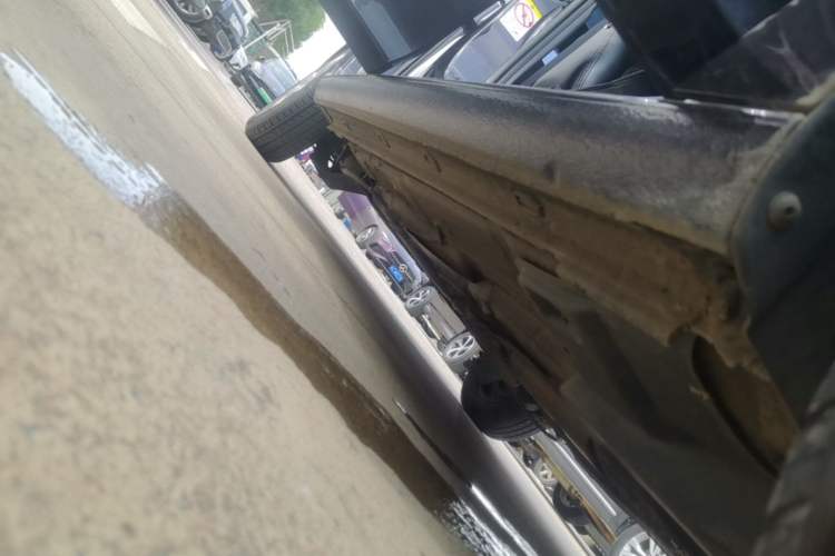 Used Volkswagen Santana 2015 1.6L Manual Fashion Edition Right Side Sill