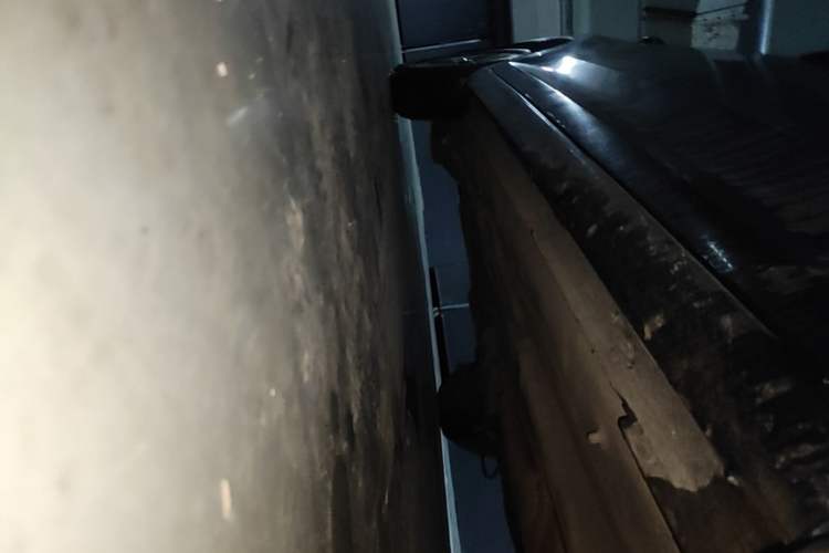 Used Volkswagen Santana 2015 1.6L Automatic Fashion Edition Right Side Sill