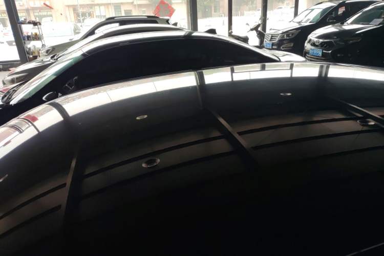 Used Volkswagen Santana 2015 1.6L Automatic Fashion Edition Roof