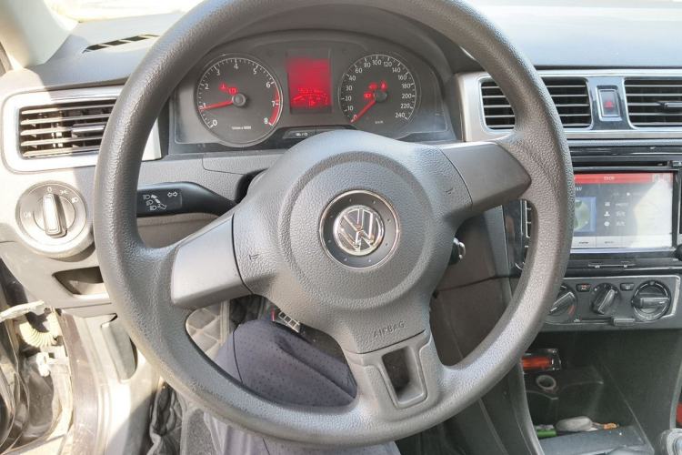 Used Volkswagen Santana 2015 1.6L Manual Comfort Edition Steering Wheel