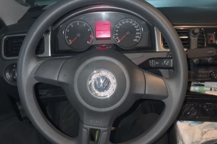 Used Volkswagen Santana 2015 1.6L Manual Fashion Edition Steering Wheel