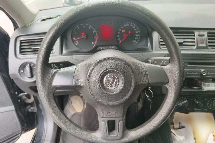 Used Volkswagen Santana 2015 1.6L Manual Fashion Edition Steering Wheel
