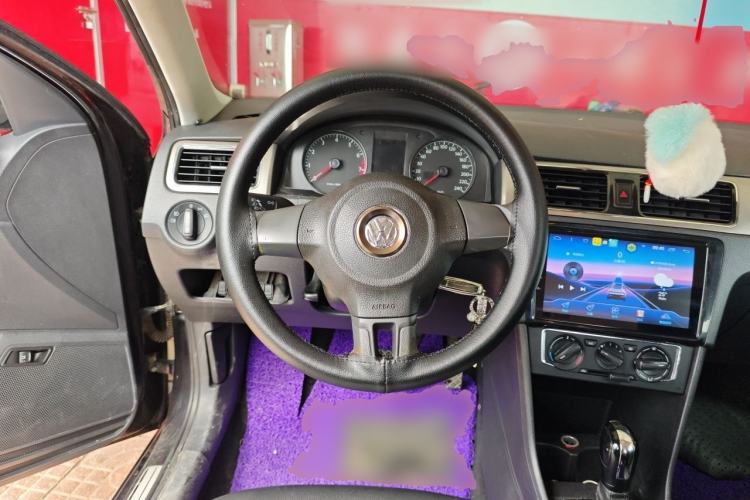 Used Volkswagen Santana 2015 1.6L Automatic Comfort Edition Steering Wheel