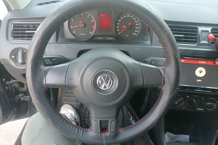 Used Volkswagen Santana 2015 1.6L Manual Fashion Edition Steering Wheel