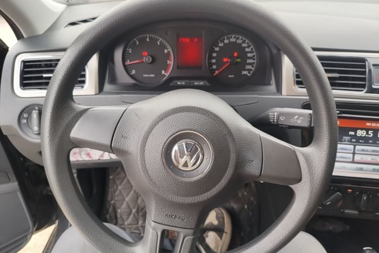Used Volkswagen Santana 2015 1.6L Automatic Comfort Edition Steering Wheel