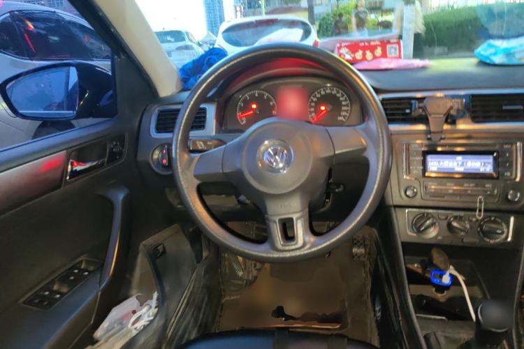Used Volkswagen Santana 2015 1.6L Manual Comfort Edition Steering Wheel