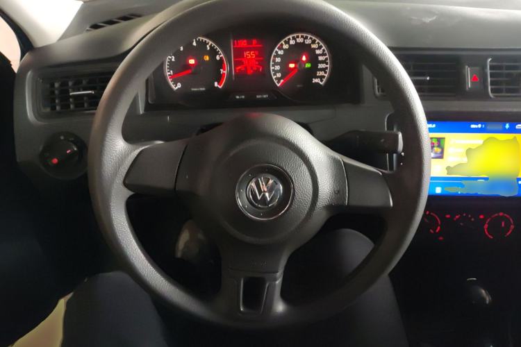 Used Volkswagen Santana 2015 1.6L Automatic Fashion Edition Steering Wheel