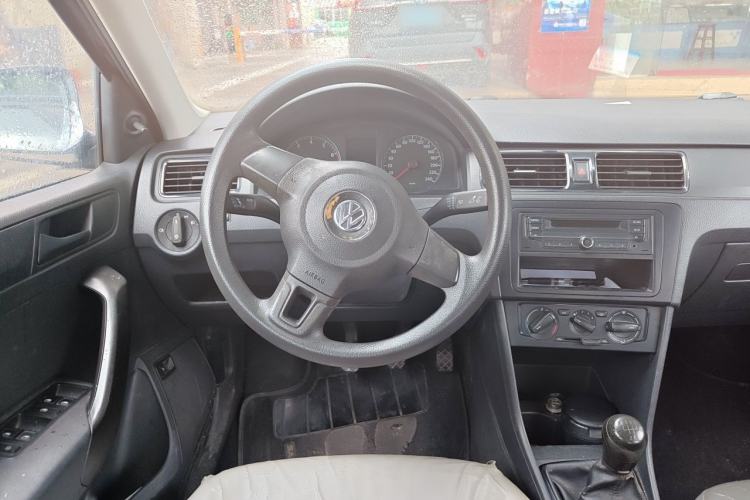 Used Volkswagen Santana 2015 1.6L Manual Fashion Edition Steering Wheel
