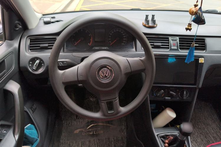 Used Volkswagen Santana 2015 1.4L Manual Fashion Edition Steering Wheel