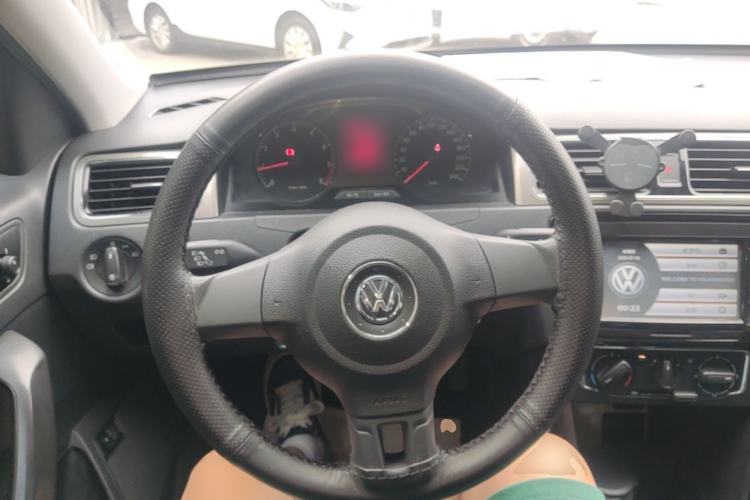 Used Volkswagen Santana 2015 1.6L Manual Comfort Edition Steering Wheel