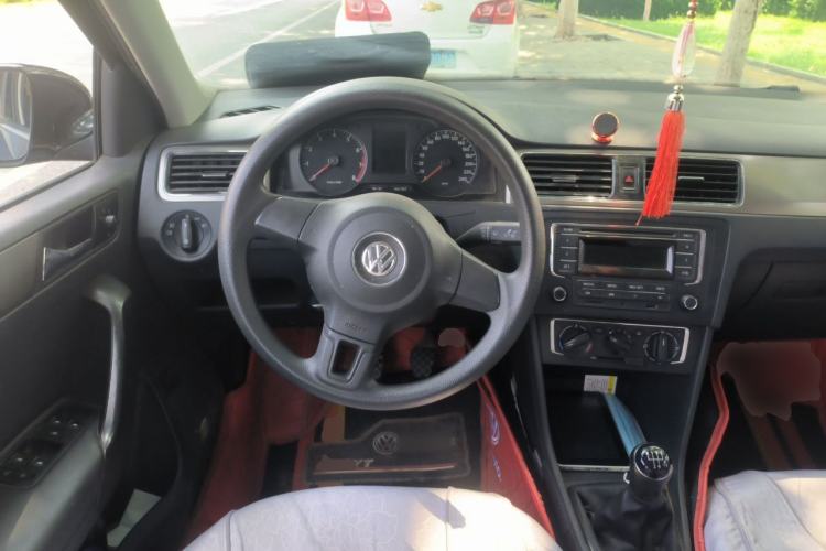 Used Volkswagen Santana 2015 1.4L Manual Comfort Edition Steering Wheel