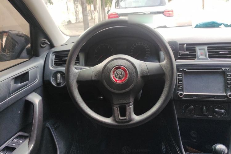 Used Volkswagen Santana 2015 1.4L Manual Fashion Edition Steering Wheel