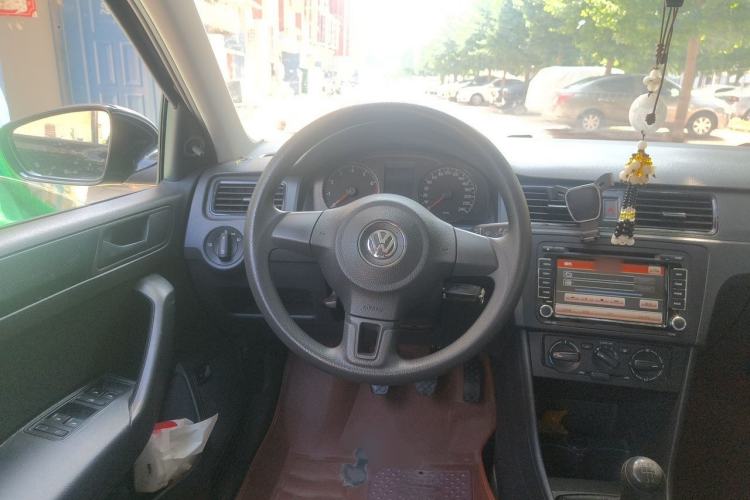 Used Volkswagen Santana 2015 1.6L Manual Fashion Edition Steering Wheel