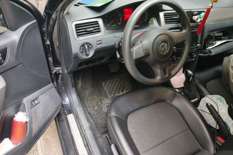 Used Volkswagen Santana 2015 1.6L Automatic Comfort Edition Steering Wheel
