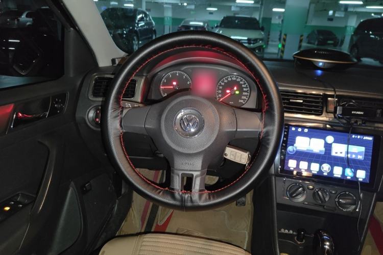 Used Volkswagen Santana 2015 1.6L Automatic Comfort Edition Steering Wheel
