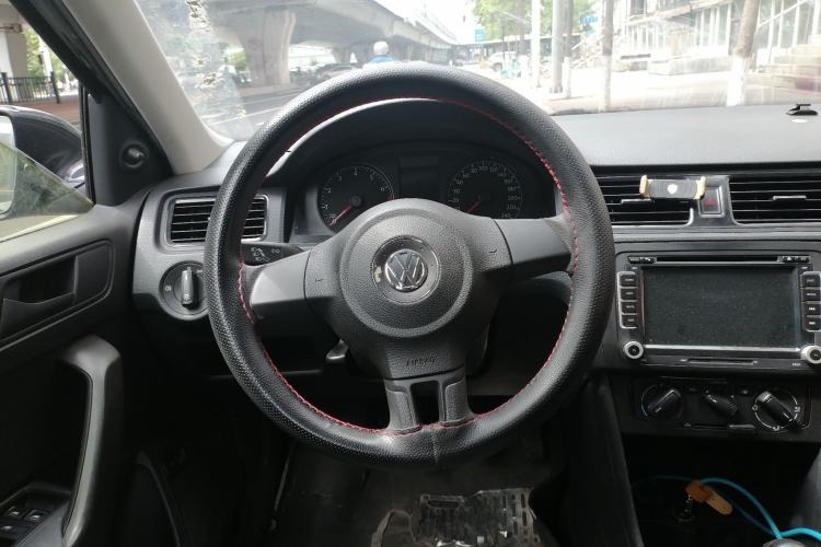 Used Volkswagen Santana 2015 1.6L Manual Fashion Edition Steering Wheel