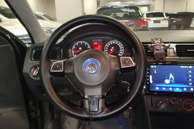Used Volkswagen Santana 2015 1.6L Manual Fashion Edition Steering Wheel