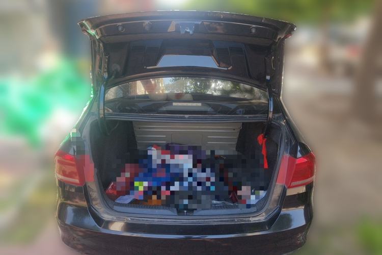 Used Volkswagen Santana 2015 1.6L Manual Fashion Edition Trunk