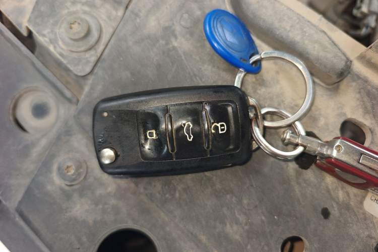 Used Volkswagen Santana 2015 1.6L Automatic Comfort Edition Vehicle Key