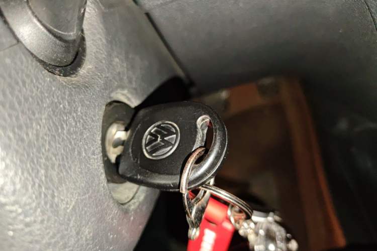 Used Volkswagen Santana 2015 1.6L Manual Fashion Edition Vehicle Key