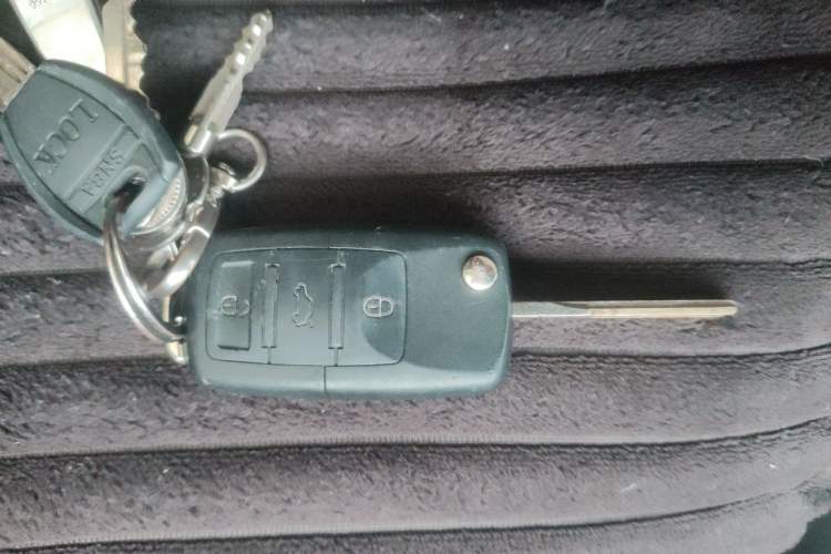 Used Volkswagen Santana 2015 1.4L Manual Fashion Edition Vehicle Key