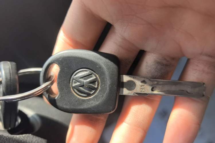 Used Volkswagen Santana 2015 1.4L Manual Fashion Edition Vehicle Key
