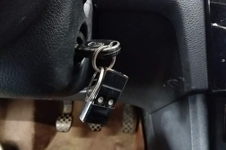 Used Volkswagen Santana 2015 1.4L Manual Fashion Edition Vehicle Key