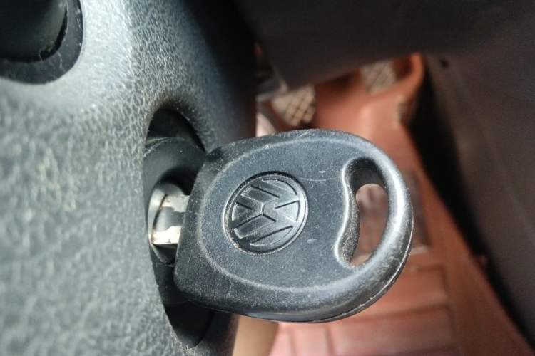 Used Volkswagen Santana 2015 1.4L Manual Comfort Edition Vehicle Key