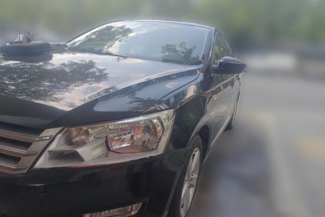Ojetý Volkswagen Santana 2015 1.6L Automatic Comfort Edition