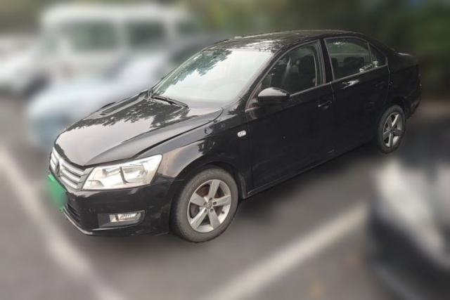 Ojetý Volkswagen Santana 2015 1.6L Manual Comfort Edition