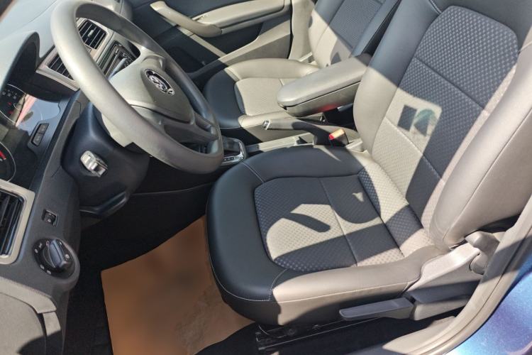 Used Volkswagen Santana 2015 Haval H6 1.6L Automatic Comfort Model Left Front Seat