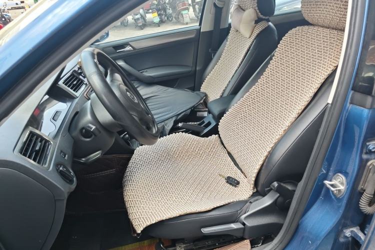 Used Volkswagen Santana 2015 1.6L Automatic Comfort Edition Left Front Seat