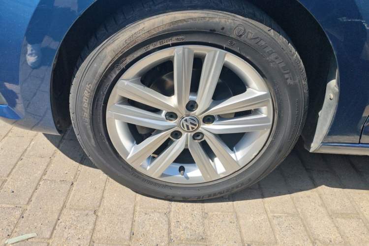 Used Volkswagen Santana 2015 Haval H6 1.6L Automatic Comfort Model Left Front Wheel Hub