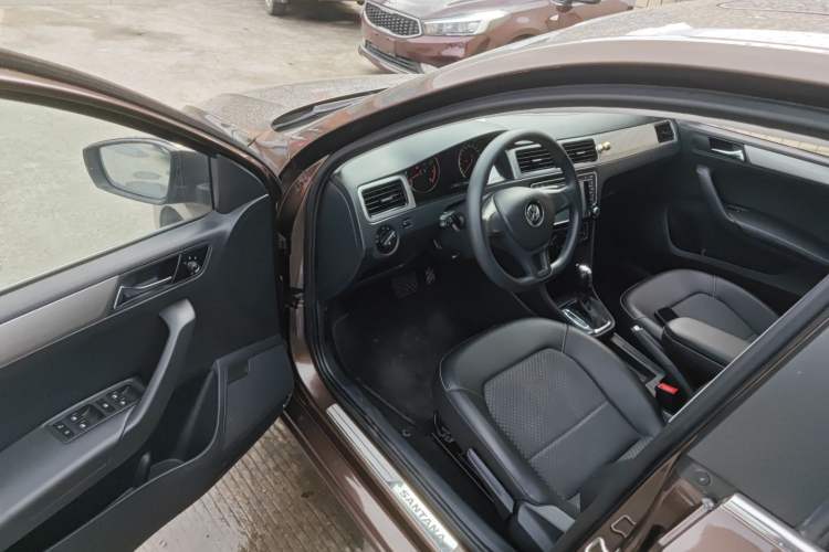 Used Volkswagen Santana 2015 Haval H6 1.6L Automatic Comfort Model Driver Seat