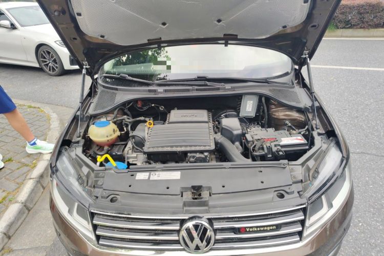 Used Volkswagen Santana 2015 Haval H9 1.6L Manual Comfort Edition Engine Bay