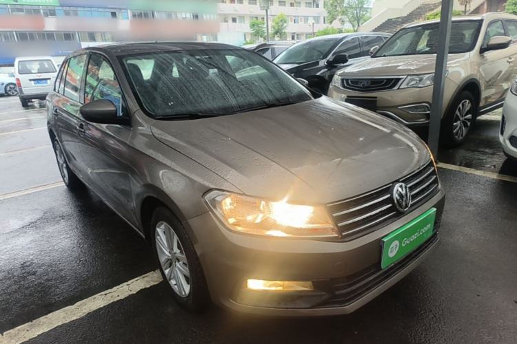 Used Volkswagen Santana 2015 Haval H6 1.6L Automatic Comfort Model Front Right 45 Deg