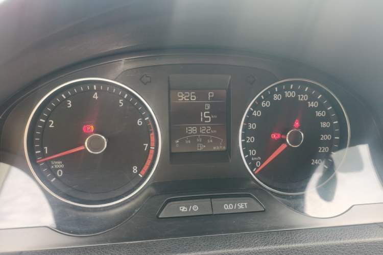 Used Volkswagen Santana 2015 HaoNa 230TSI DSG Comfort Model Instrument Cluster