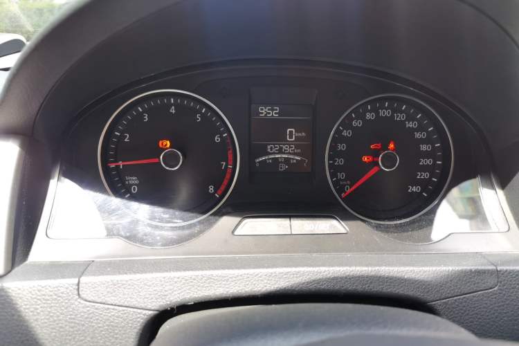 Used Volkswagen Santana 2015 Haval H9 1.6L Manual Comfort Edition Instrument Cluster