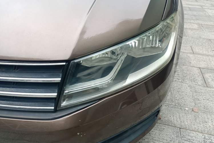 Used Volkswagen Santana 2015 Haval H9 1.6L Manual Comfort Edition Left Front Headlight