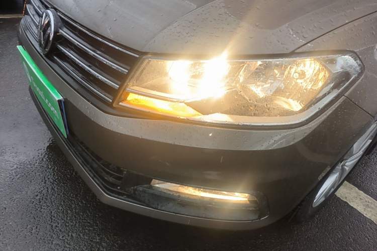 Used Volkswagen Santana 2015 Haval H6 1.6L Automatic Comfort Model Left Front Headlight