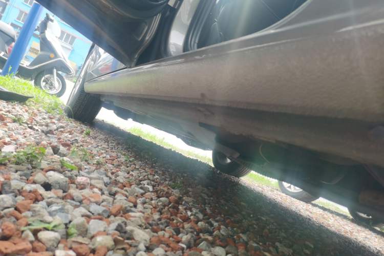 Used Volkswagen Santana 2015 HaoNa 230TSI DSG Comfort Model Left Side Sill