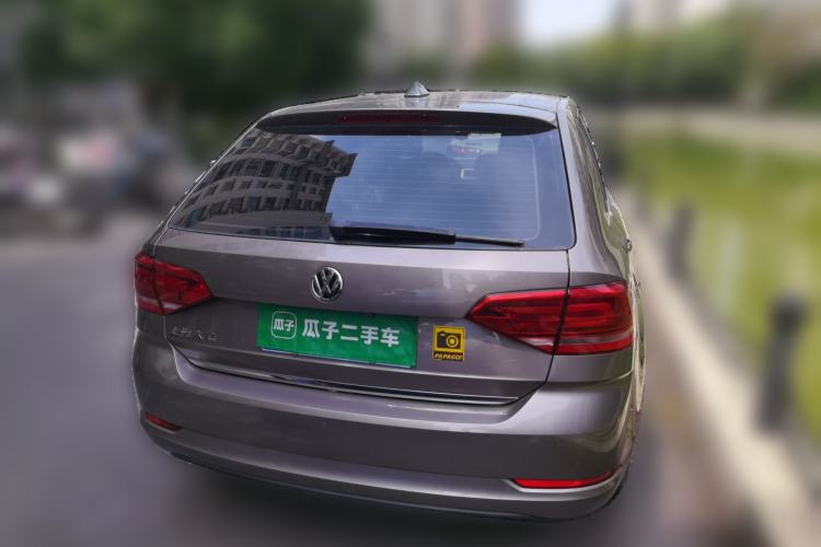 Used Volkswagen Santana 2015 Haval H9 1.6L Manual Comfort Edition Rear