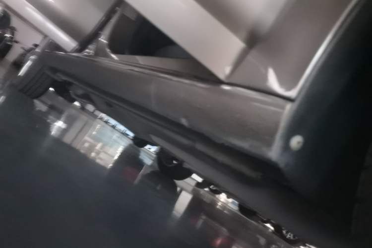 Used Volkswagen Santana 2015 HaoNa 230TSI DSG Comfort Model Right Side Sill
