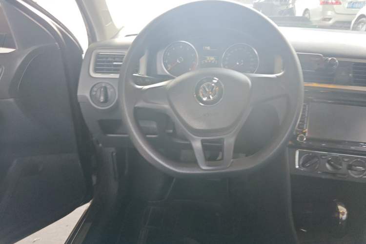 Used Volkswagen Santana 2015 Haval H6 1.6L Automatic Comfort Model Steering Wheel