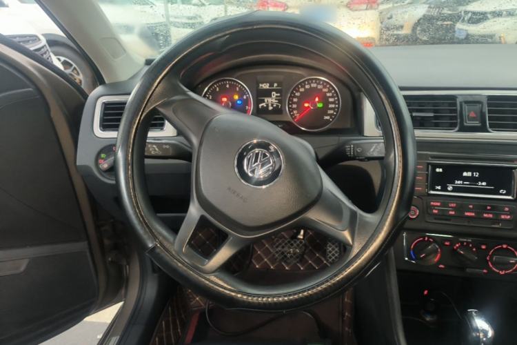 Used Volkswagen Santana 2015 Haval H6 1.6L Automatic Comfort Model Steering Wheel